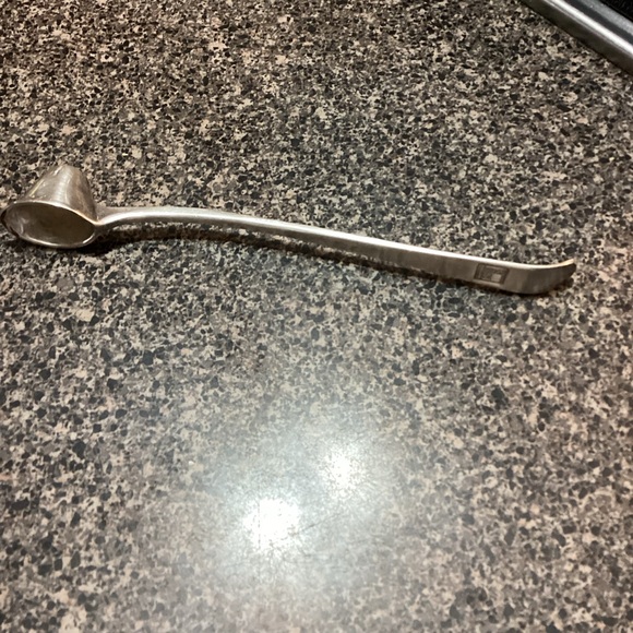 S&G England Helmet Candle Snuffer - Picture 2 of 5